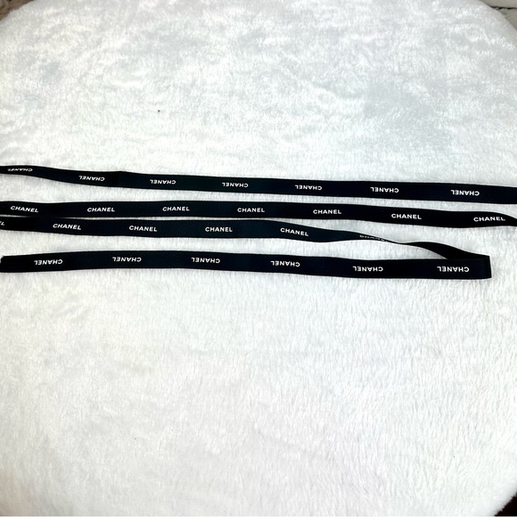 CHANEL black and white ribbon 2 Yards - Picture 2 of 2